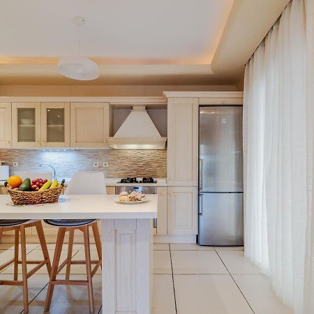 Análipsis Aura Elegant Apartment Near Garitsa Bay מראה חיצוני תמונה