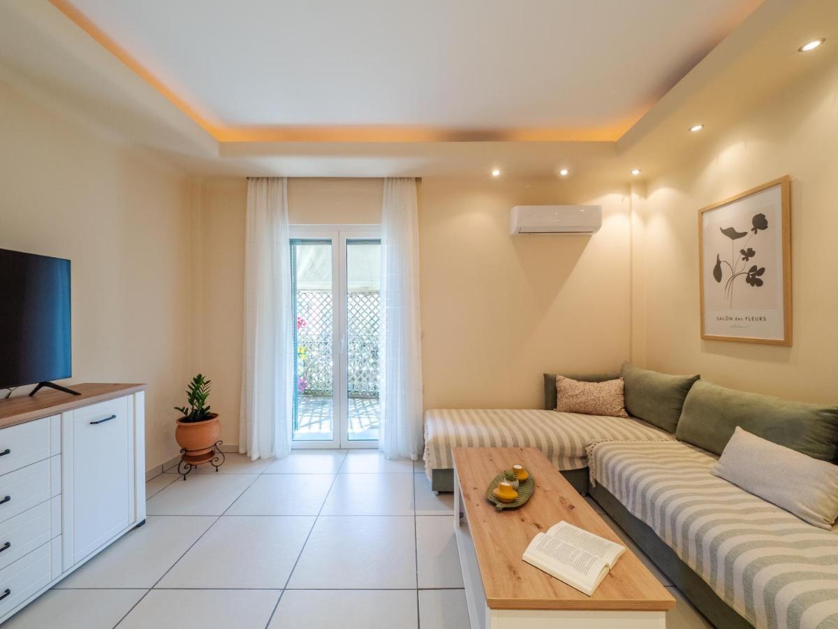 Análipsis Aura Elegant Apartment Near Garitsa Bay מראה חיצוני תמונה