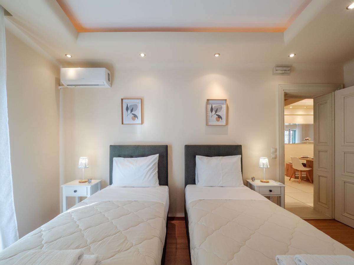 Análipsis Aura Elegant Apartment Near Garitsa Bay מראה חיצוני תמונה