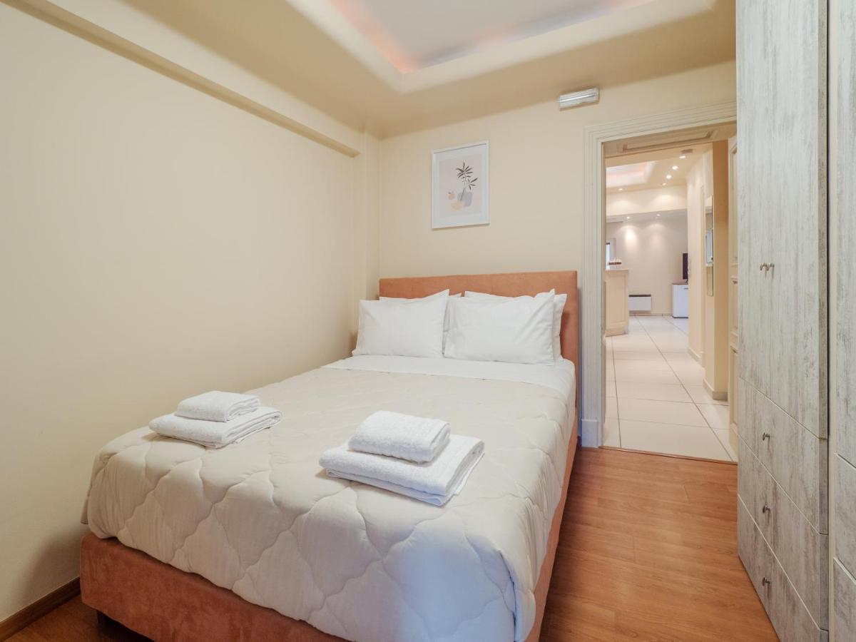 Análipsis Aura Elegant Apartment Near Garitsa Bay מראה חיצוני תמונה